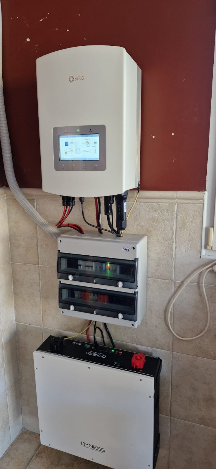 Back-up con batería instalado por Pistris Energy